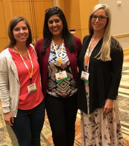 Puja Mody, PA principal, con Caroline Braun y Megan Welsh