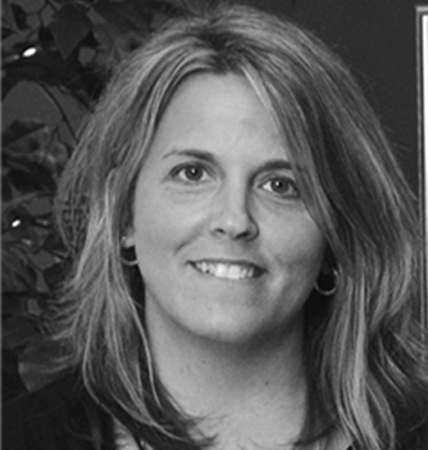 Krisi Gindlesperger headshot