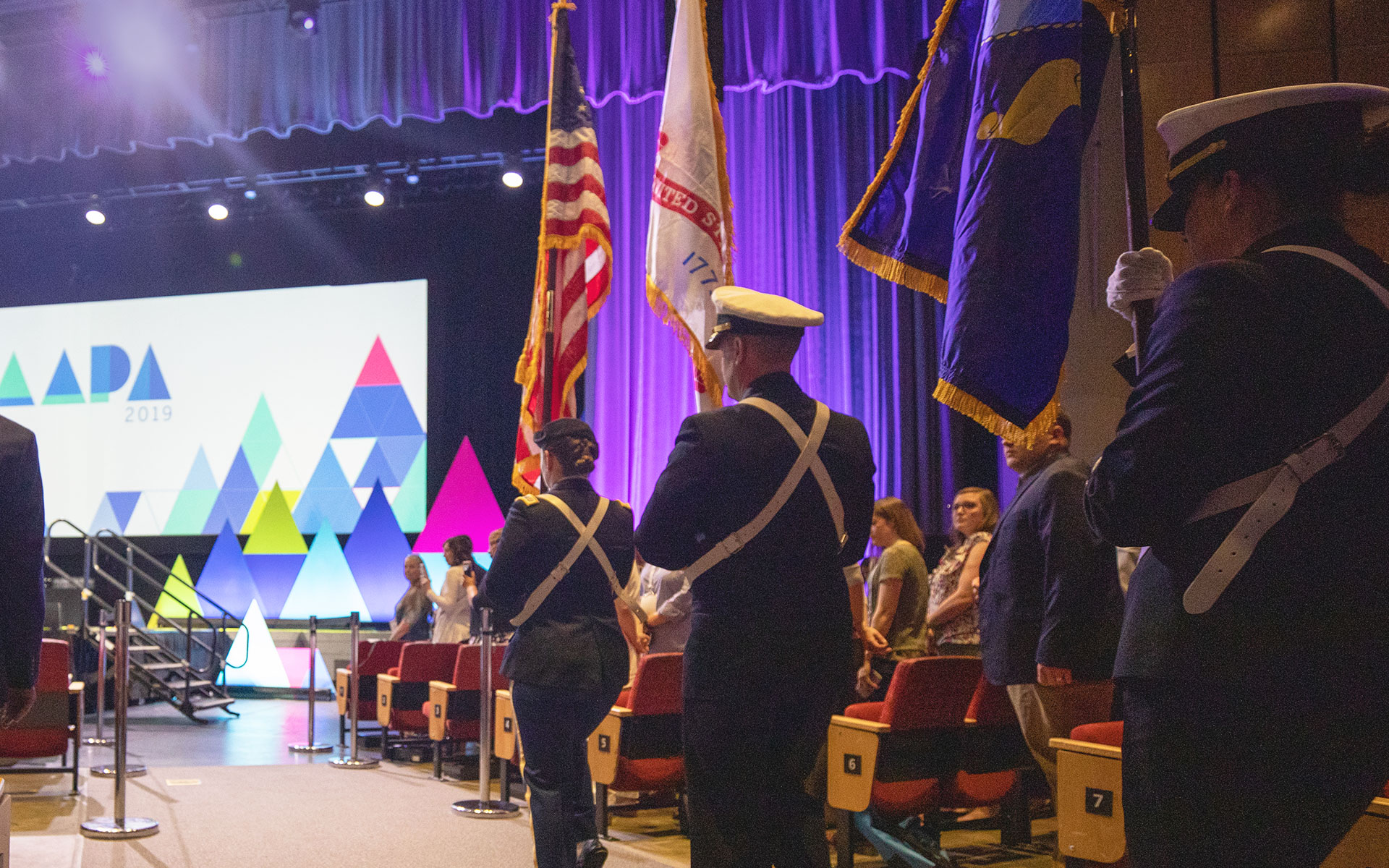 Ceremonia conmemorativa del Caucus de Veteranos y recepción de servicios federales