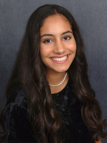 Yasmine Affes headshot